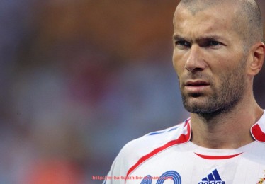 海豚直播-法甲球员综合技术能力评分模型介绍与实际数据呈现 海豚直播-法甲球员综合技术能力评分模型介绍与实际数据呈现